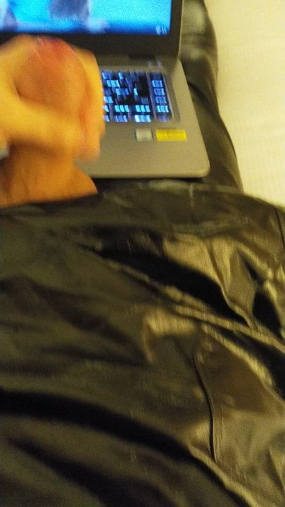 xdresser cumming cum crossdresser