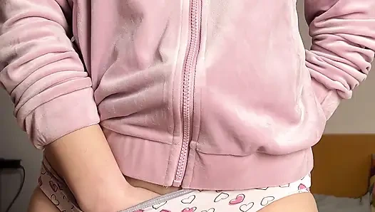 Nettes teen fingert und dildofick - maiski