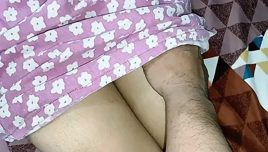 Invited her sister's friend to her room and fucked her