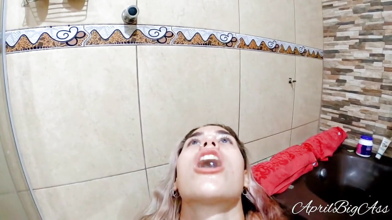 Drinking Pee Yellow and Cum Swallow - Bathroom