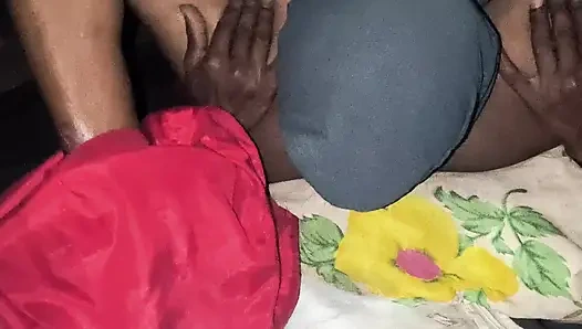 Hintli kadın otelde gerçek ses ve gerçek yoğun tüm romantik ruh hali mutlu son