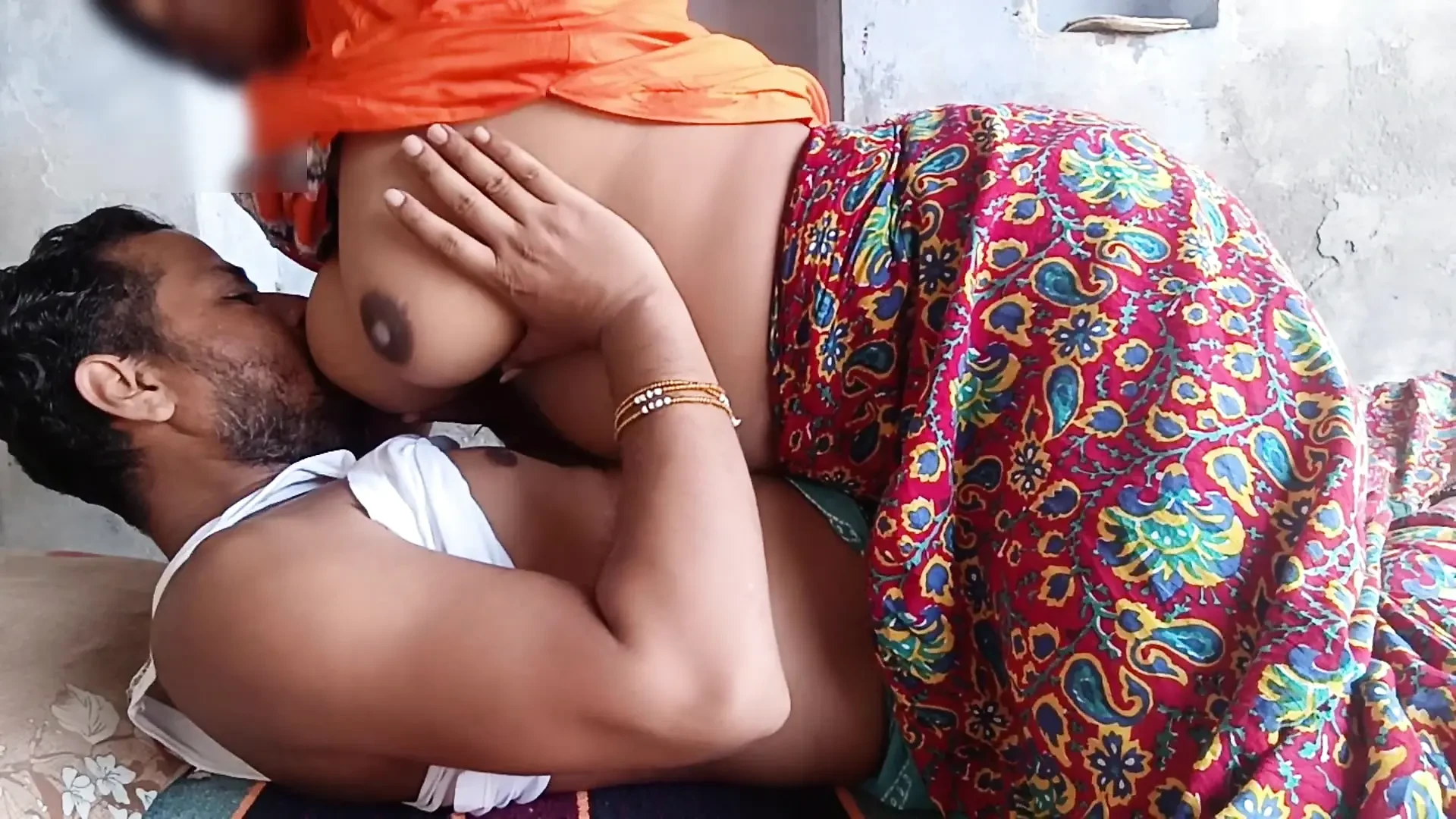 Brazzers dan yetuk porno onlayn