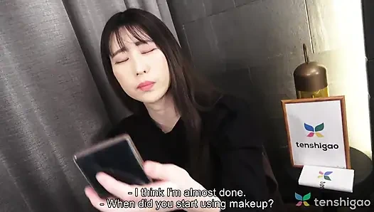 Hitomi Kanzaki hinter den kulissen
