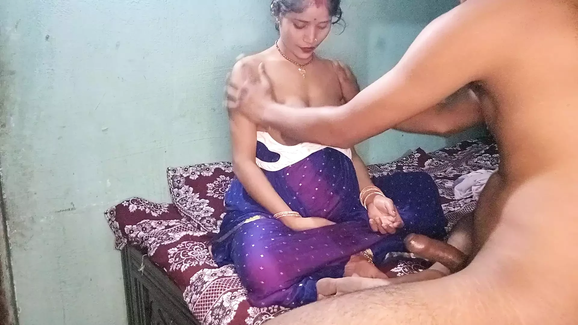 Indian Rinki bhabhi Home Sex  with brother -in law desi (Hindi audio)