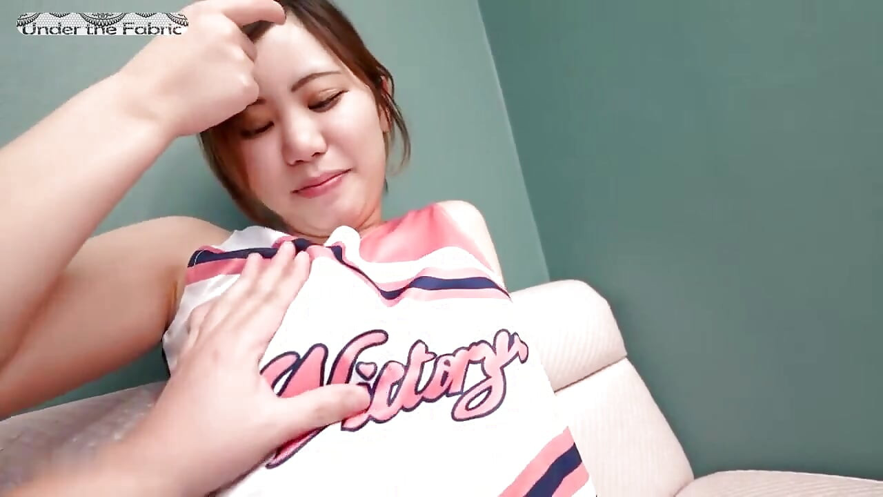 Amateur Interview Promise, a Bold Cheer of Support Turned Secretly Intimate