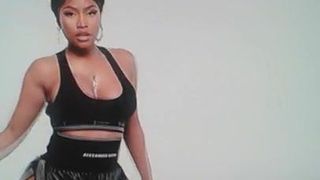 Yo masturbándose con Nicki Minaj parte 2