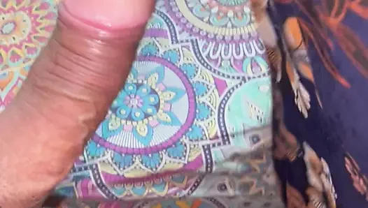 Tombul Petera yarak yutuyor