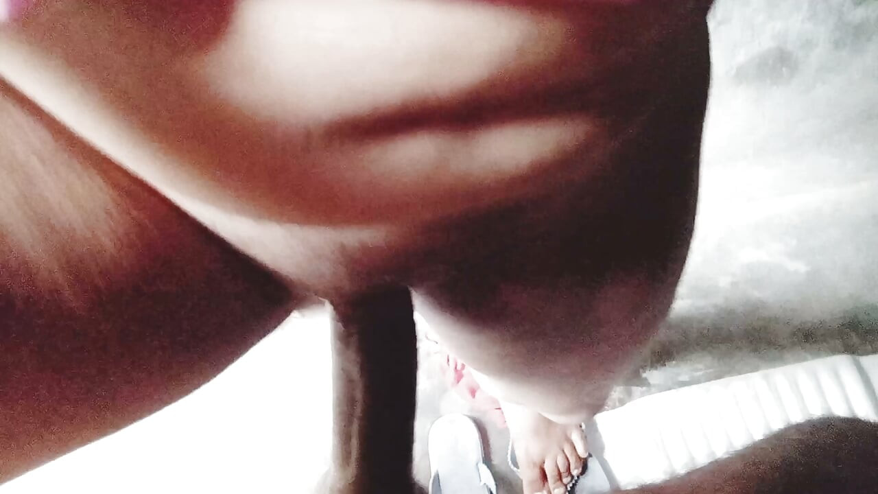 I had sex with the neighbour lady in bathroom.