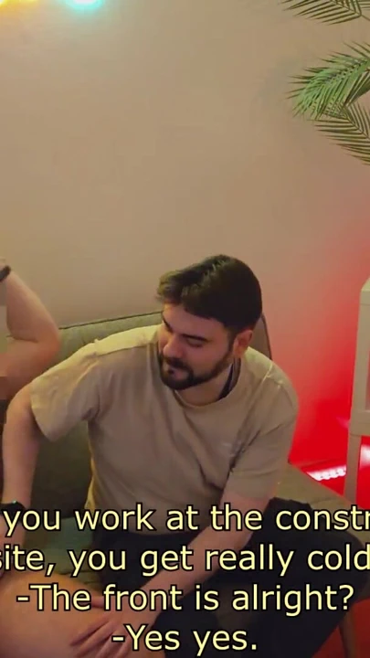 直胖建筑工人第一次被男人吮吸，他的屁股第一次被舔 | 短片 1