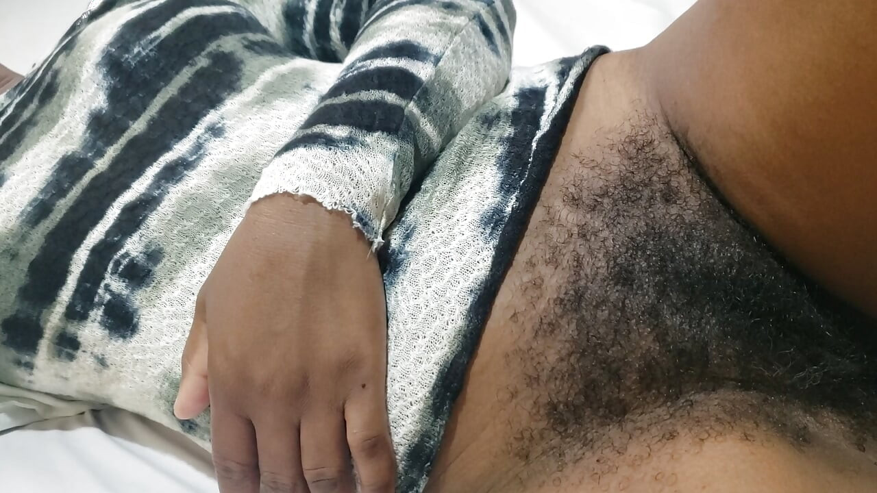 Sukella suodattamattoman kotitekoisen seksin maailmaan, jossa kypsä intohimo ei tunne rajoja.