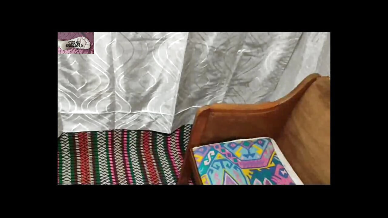 Поклоняючись ногам мого власника 05