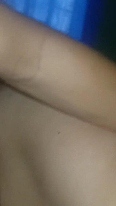 Uživam u prelepom telu mog komšije kroz njegovo prelepo dupe. | Klip 1