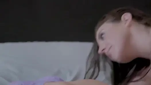 Lezbiyen anal sahne 3 kız anal!