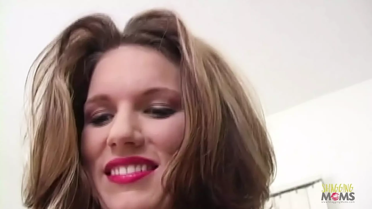 Sensual blowjob with strong eye contact from the milf made