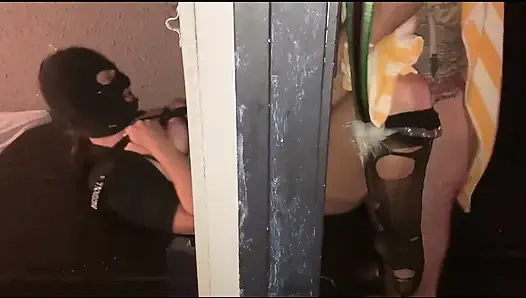 Selingkuh dari suaminya