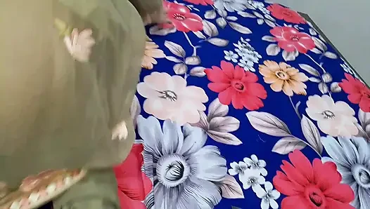 Индийская мать и настоящий пасынок грязно говорят