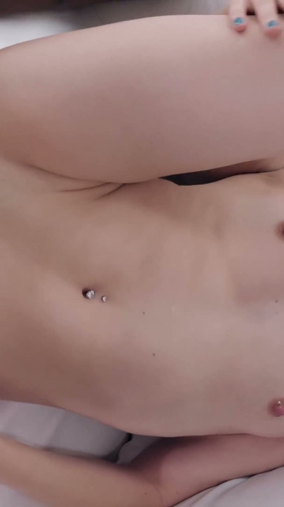 Çarpıcı orta yaşlı seksi kadın Bobbi Dylan Rome Majors'ın büyük siyah yarağıyla yüzüne boşalıyor