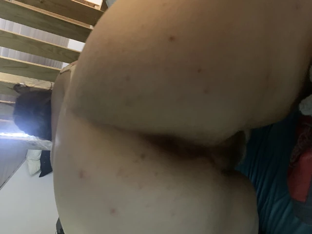 Subjected to him, he destroys my ass !