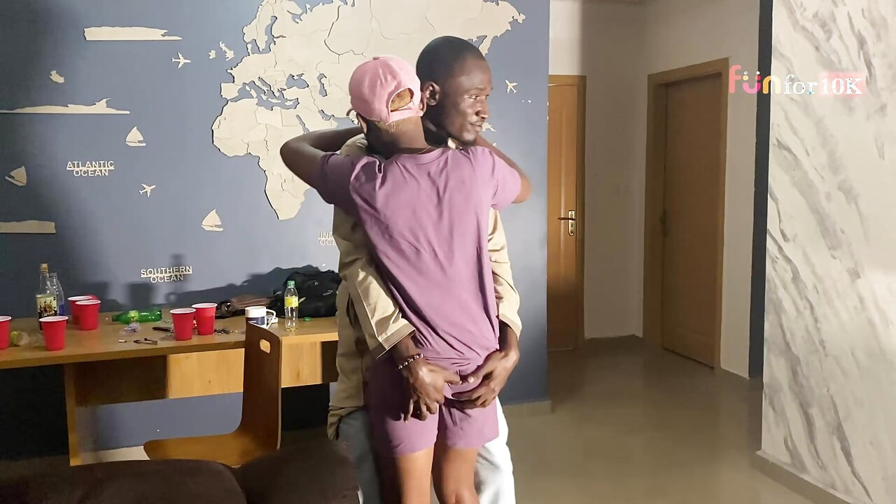 I made my brothers bestie cum in 2 mins
