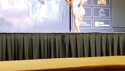 Muscledad porn video – roided muscledad