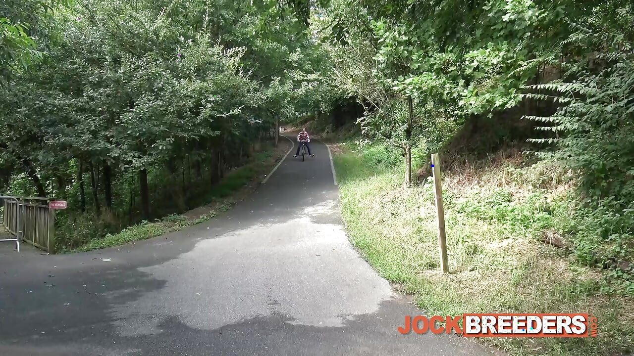 JockBreeders - Cute fit bottom slut Mikey Knight rides hot cosplay top