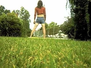 crossdress Amanda Morehead's out again