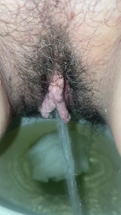 Pissing for me