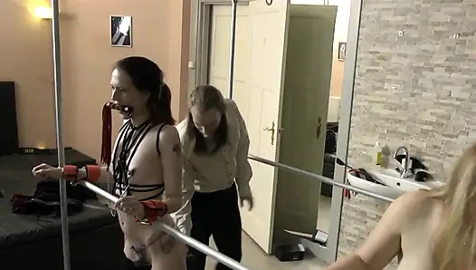 Meliss and Zoë Get Spanking