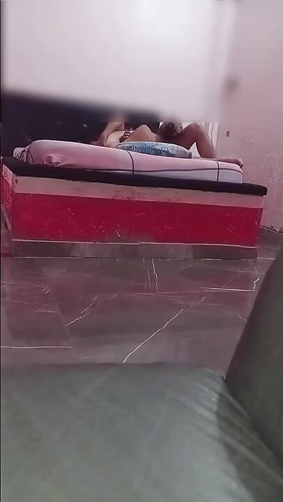 Sjajno pušenje kurca u motelu