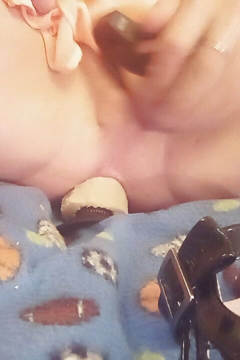 Mellissa Drives Around Naked