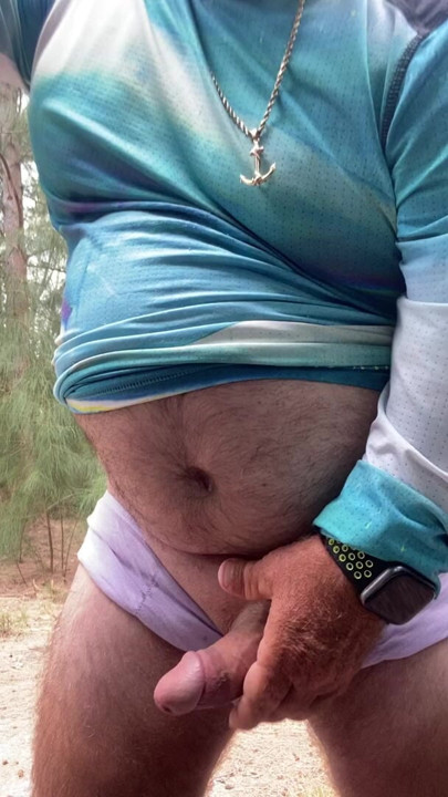 Hora do almoço masturbando
