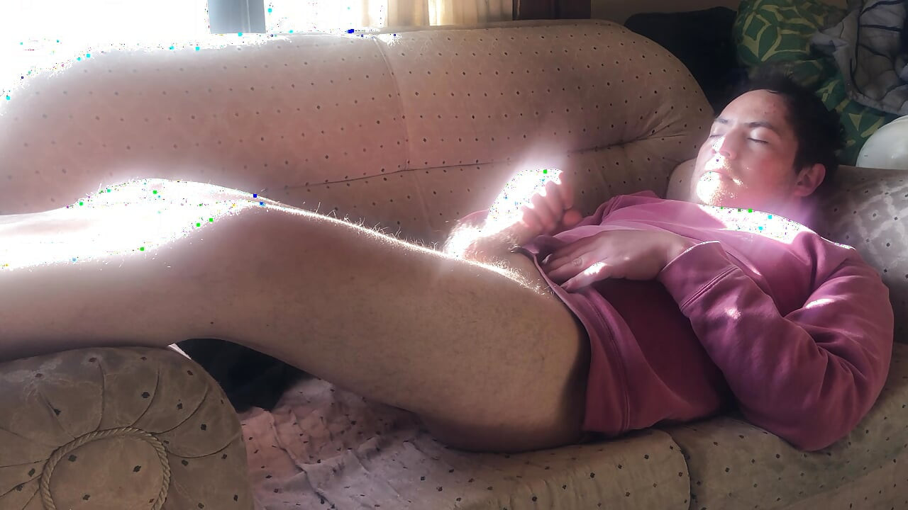 A Quick Masturbating Session in the Afternoon