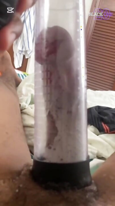 กูตื่นหนักด้วยควยดําใหญ่ของกู