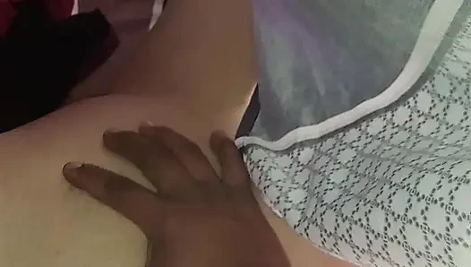 Yacartalı tatlı kız sikiliyor