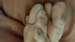 Stiefmutter schmutzige Füße