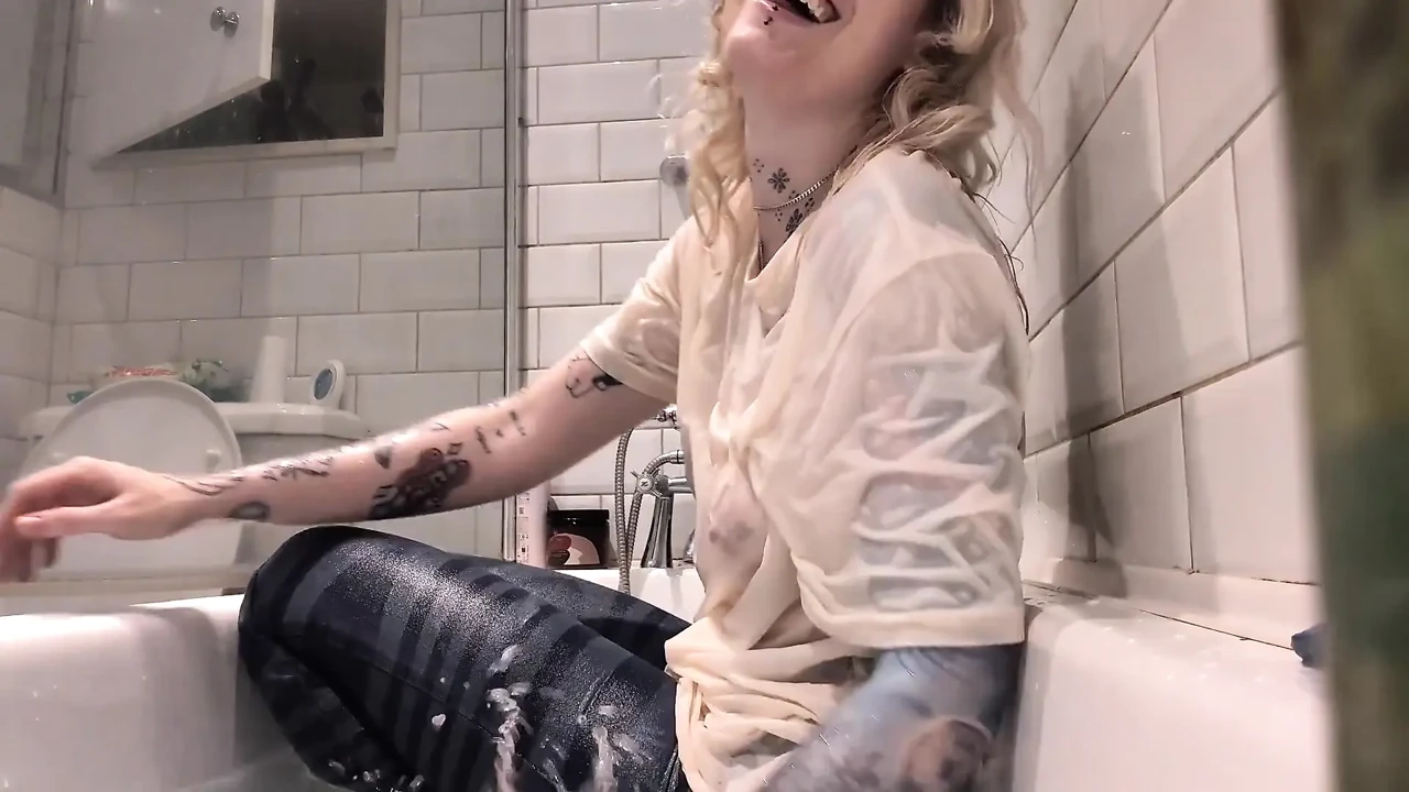 Soaked & Surprised: My First Clothed Bath