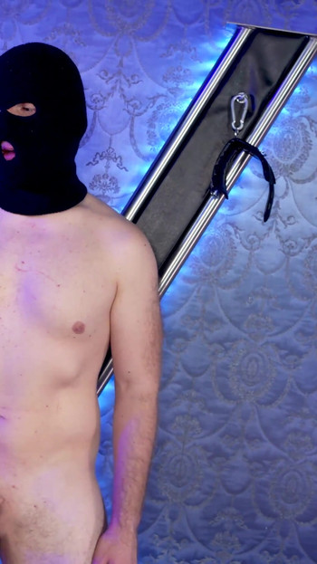 Η σκλάβα μου που γλείφει τα χύσια, κάθεται στο πρόσωπο - Miss Paris Hamburg