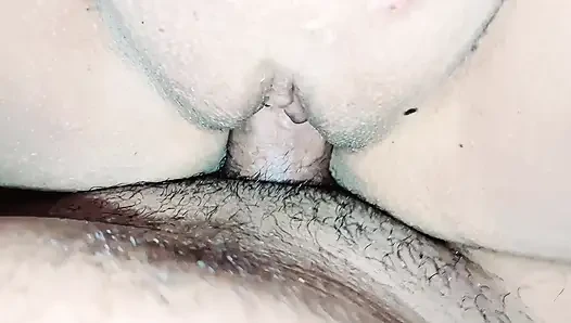 Must listen to the sighs and screams of Anisa the hijab girl until Nang!s fit in the entot-karinsyantika