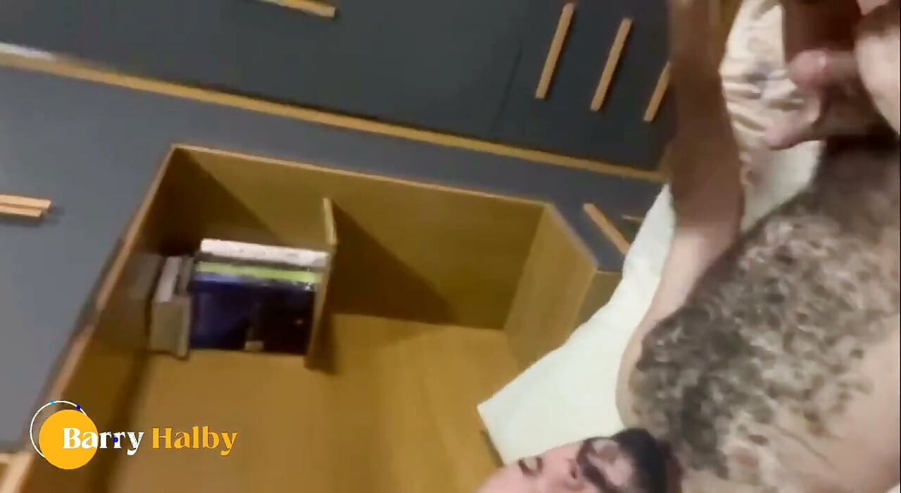 Two Men Catching Themselves in a Delicious Exchange - Swap Sex