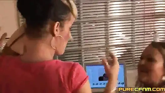 CFNM izlerken yakalandı