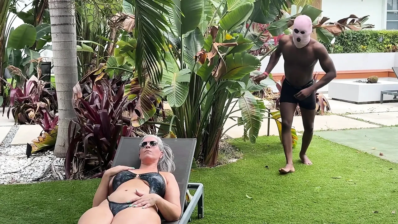 BBC Fucks Phat Booty GILF