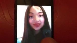Cumtribute on sevims face