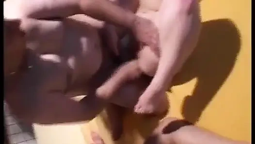 Alman Kapılarının Arkasında Özenle Siktir Edilir - Tam Film