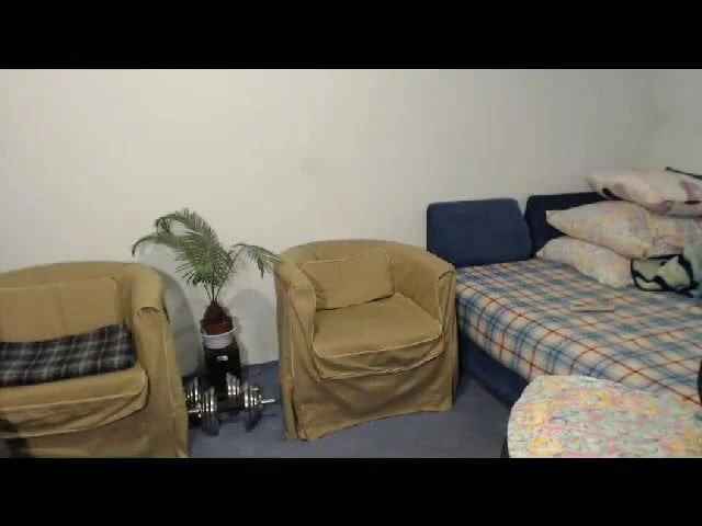 Horse cam model cums