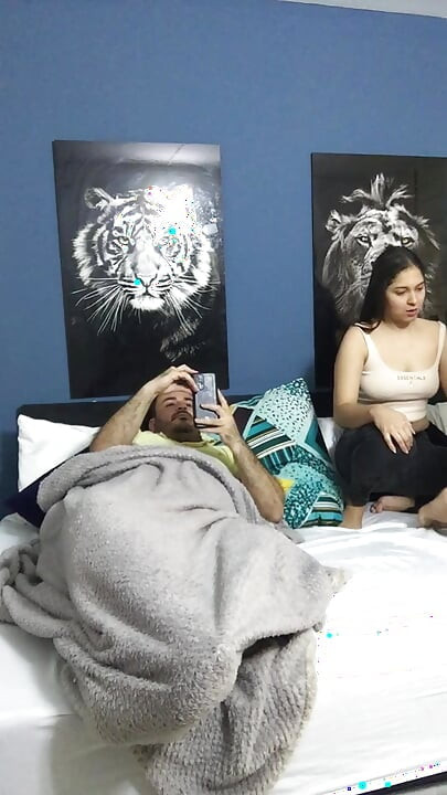 follo a mis dos amigas, hacen deliciosos gemidos.