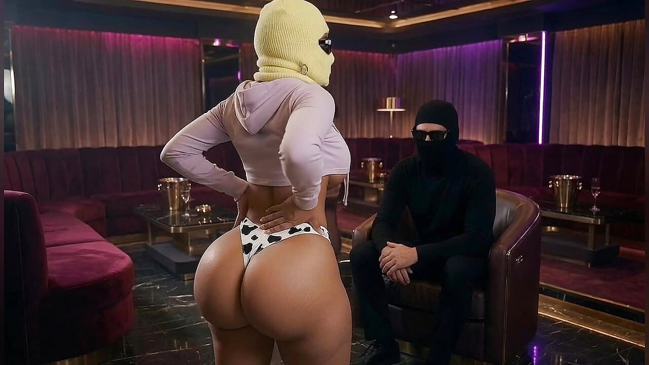 Big Ass Girl Twerking in Cow Print Leggings