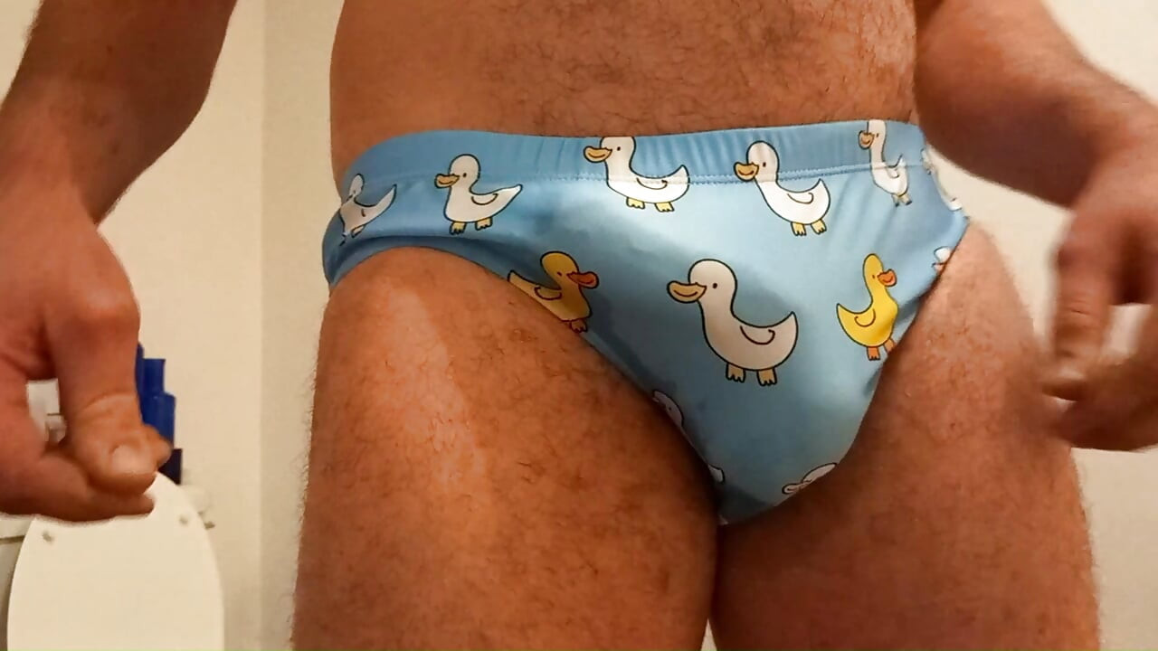 Speedo cum. Rubbing, vibrating, masturbating small penis bulge in speedo, swim trunks, brief. Please humiliate in the comments.