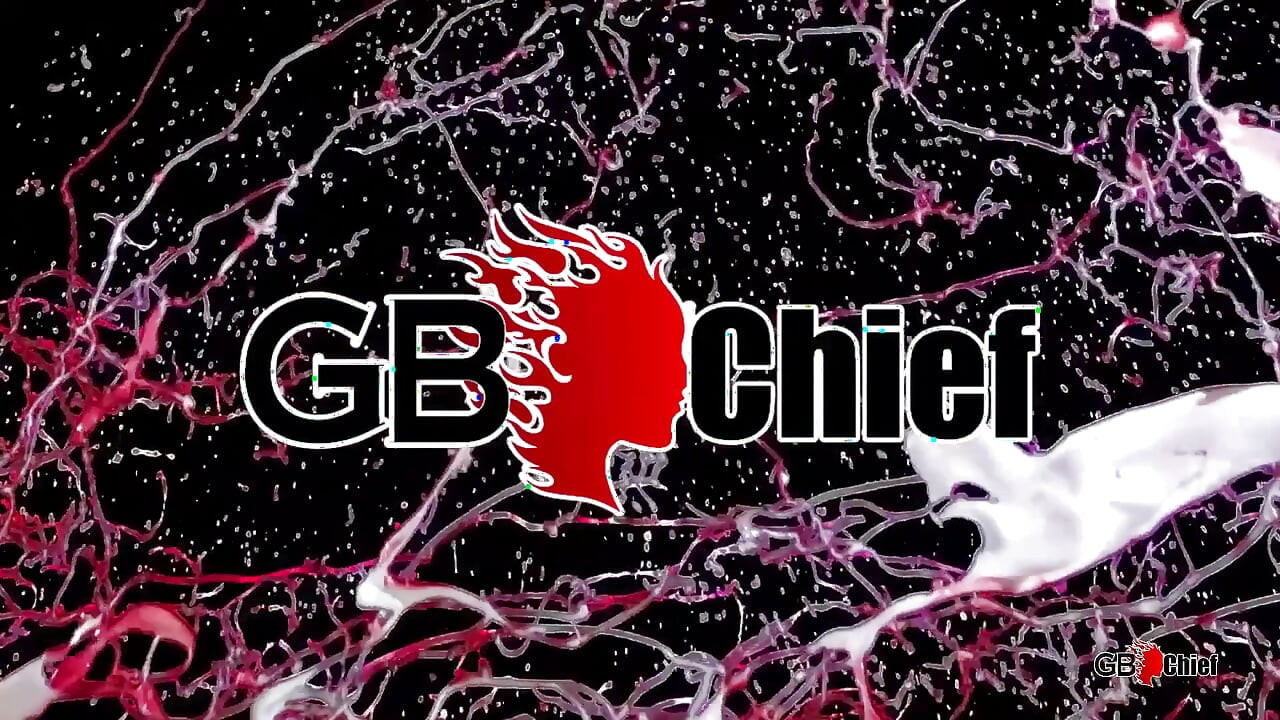 أليكسا صوفي أرمينا في عصابة جنسية مفرطة