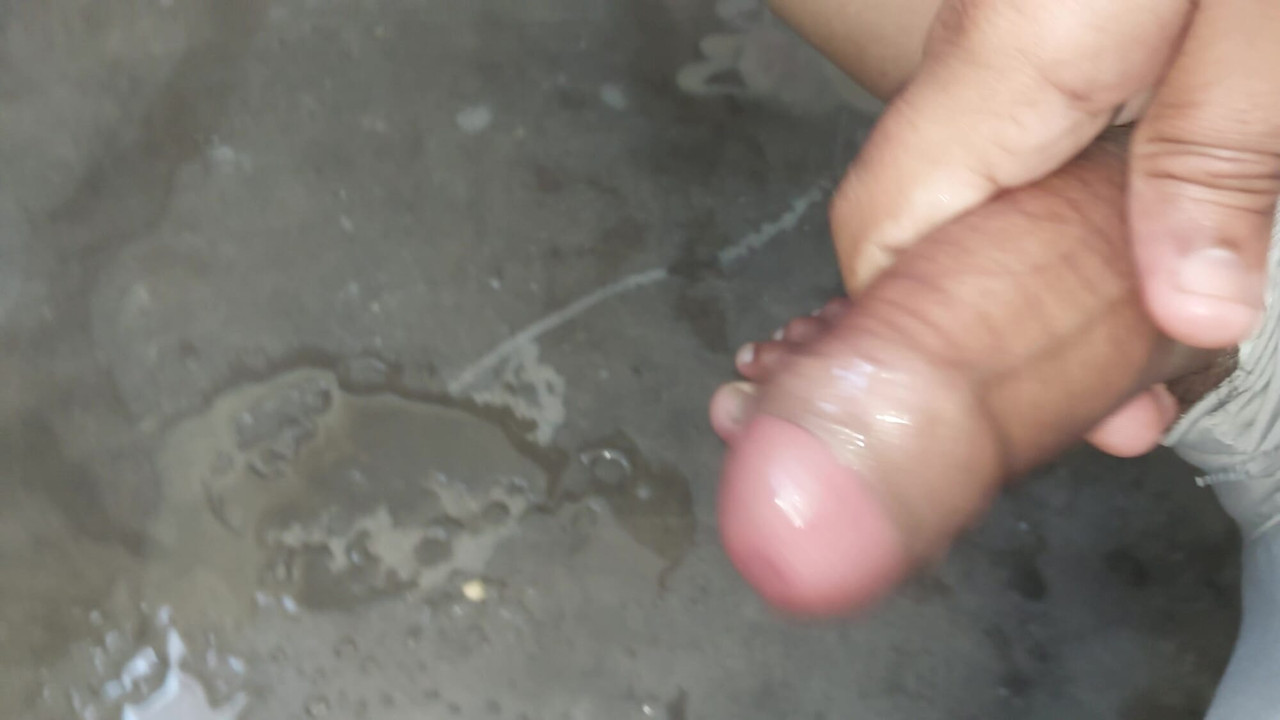 Uživam u masaži #bigcock #black #Cock #pissing