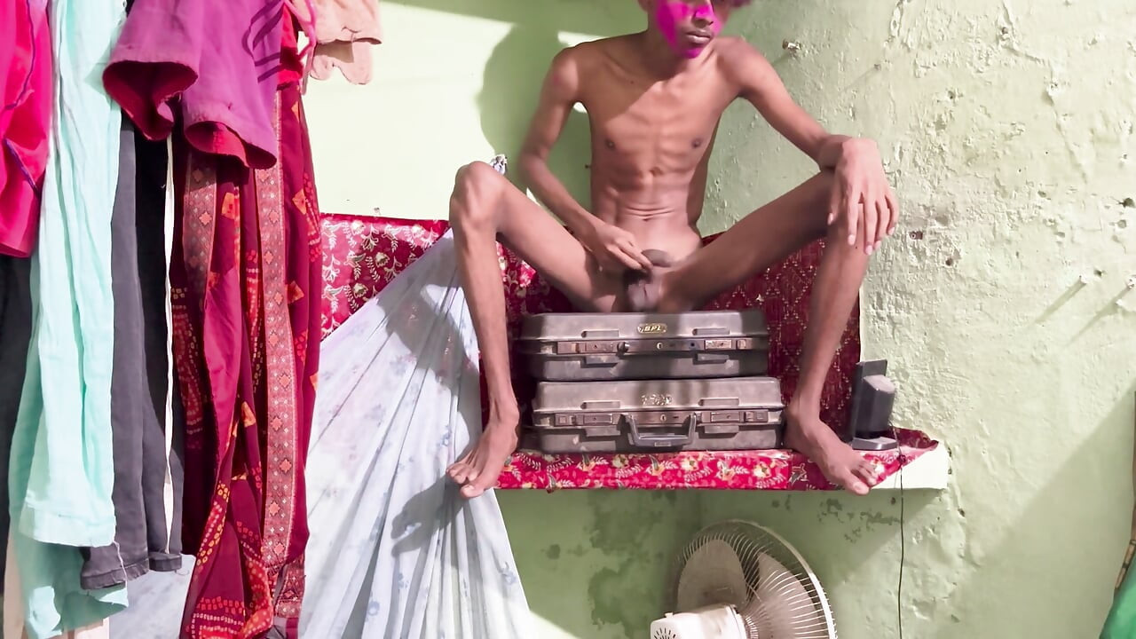 Indian Man Masturbation Scene – Color Face Look